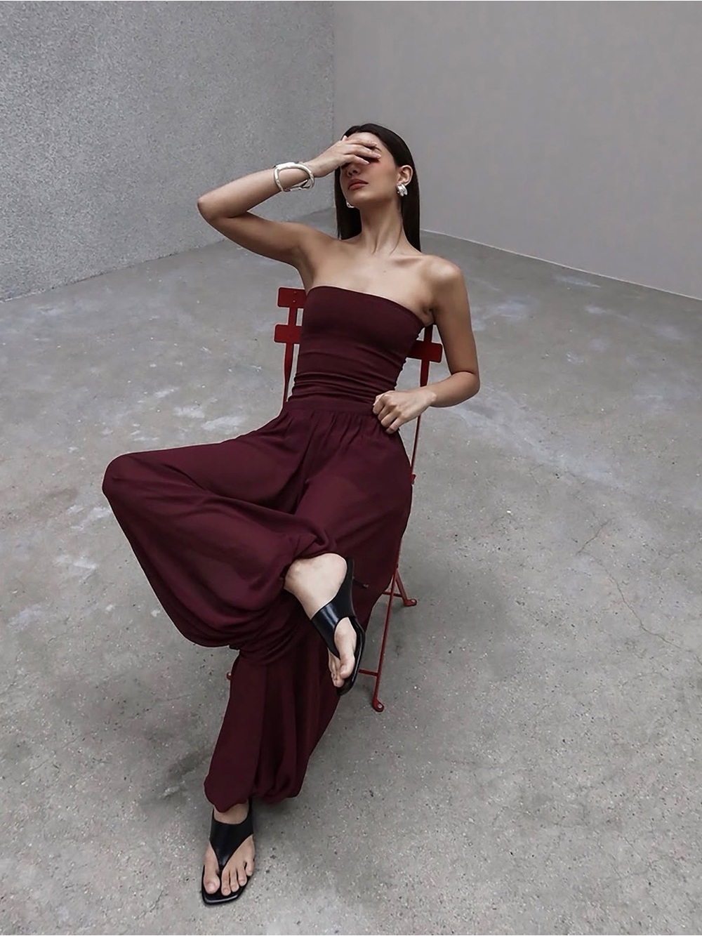 The Frankie Shop Solrae Fluid Balloon Pant in Burgundy